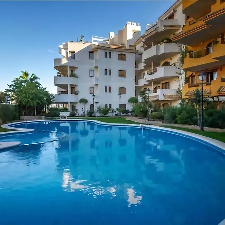 Bright Penthouse With Spacious Solarium Punta Prima *